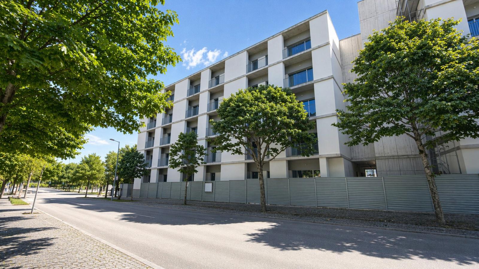 T2 com varanda, garagem e arrumo – Nasoni, Porto